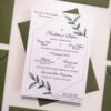 invitație nuntă verde olive cu sigiliu și plic manual