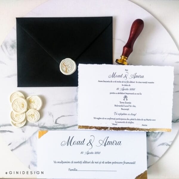 invitatie minimaista cu sigiliu si foita aurie