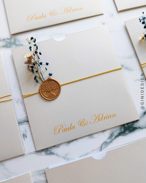 invitatie de nunta cu sigiliu cu flori uscate, model gri