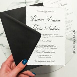 invitație nuntă minimalistă cu margini franjurate