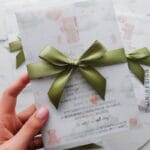 invitație botez ursuleț olive green