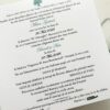 Invitatie nunta verde smarald cu sigiliu si flori uscate