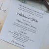 invitatie de nunta crem bej cu panglica