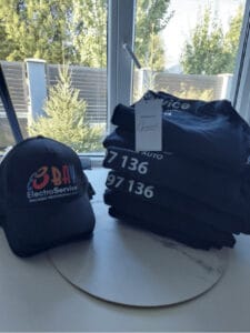 tricou personalizat dtf, tricou personalizat logo, șapcă personalizată, șepci, logo